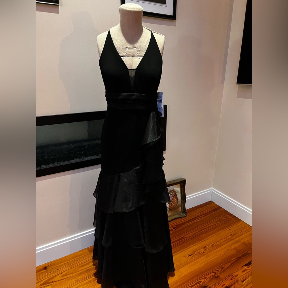 Aidan mattox formal dress